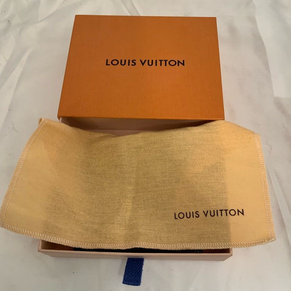 Louis Vuitton leather wallet - Picture 2 of 8